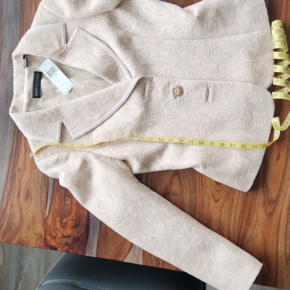 Gorgeous Dana Buchman Amazing Ladies Blazer Size 8, NWT - Picture 7 of 11